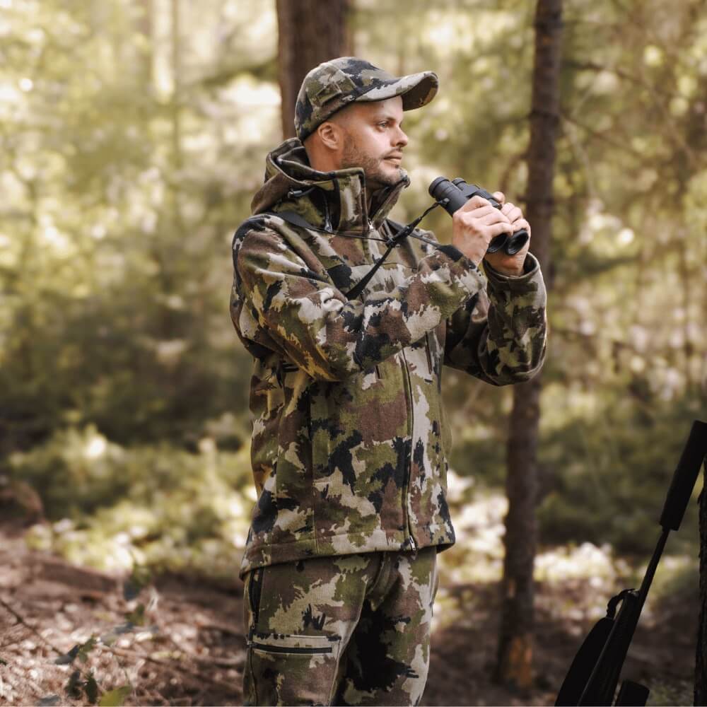 Grenland Pro Silent Forest Jacke mit Fernglas