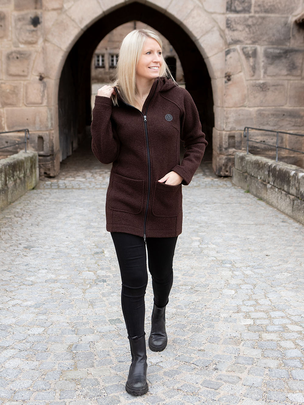 Damen Wollmantel Lara - Chocolate outdoor 3